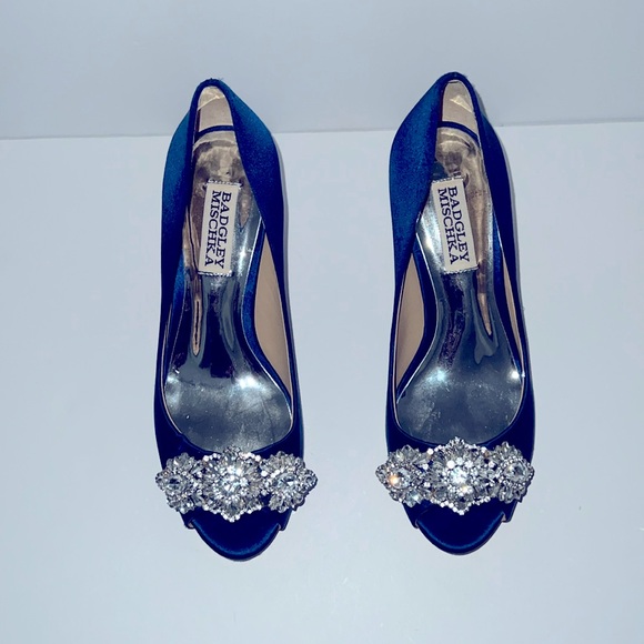 *Badgley Mischka Royal Blue Satin Pumps  Rhinestone Embellishment Size 5 - Picture 3 of 15